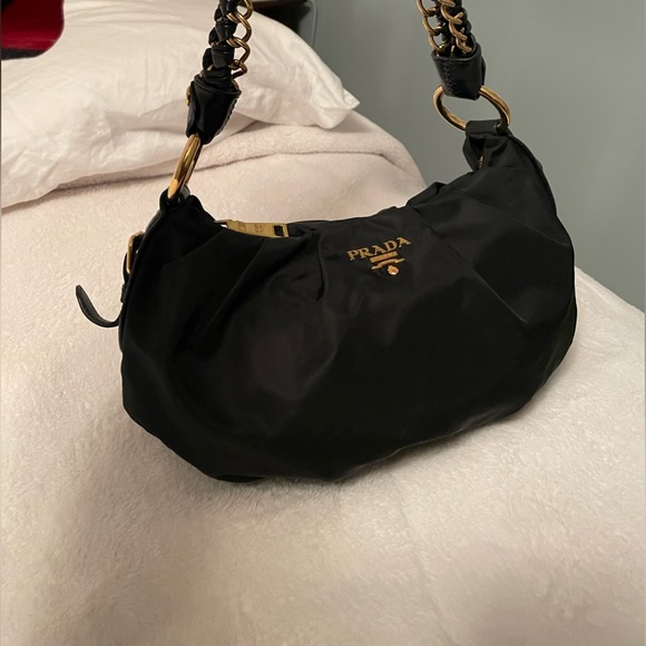 Authentic Prada Tessuto shoulder bag/HOBO. - Picture 3 of 12